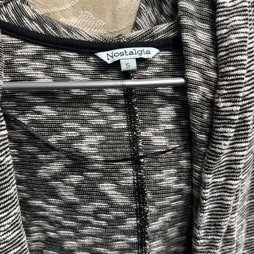 Cardigan - Picture 3 of 5